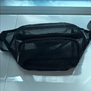 ALO Yoga Black Belt Bag with Adjustable Strap